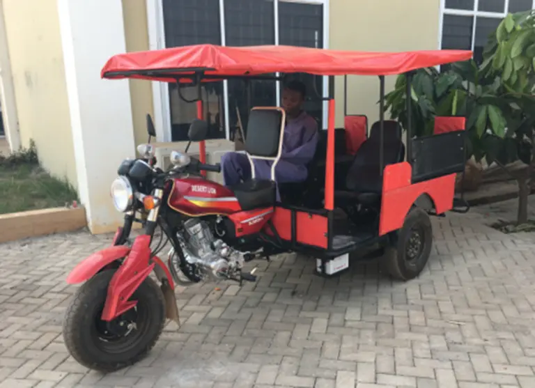 tricycle moto taxi